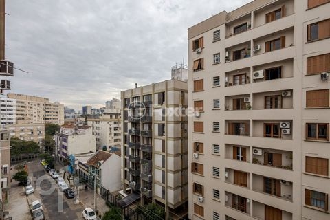 Image 2 - 880356