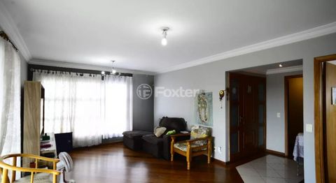 Image 6 - 880367