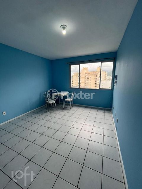 Image 3 - 880369