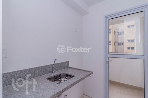 Image 19 - 880401