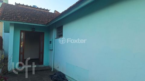 Image 19 - 880421