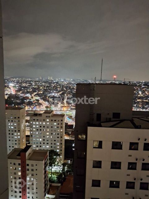 Image 8 - 880422