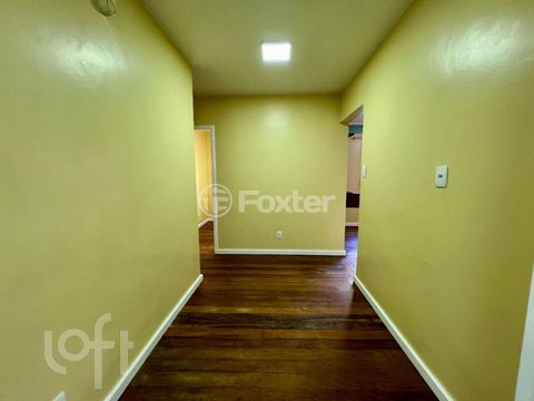 Image 7 - 880423