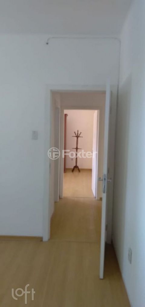 Image 8 - 880433