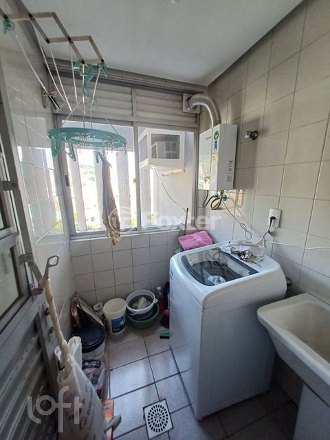 Image 7 - 880462