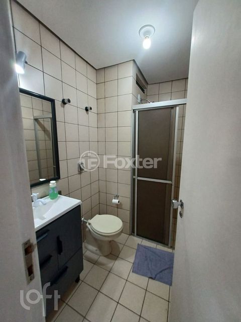 Image 11 - 880462