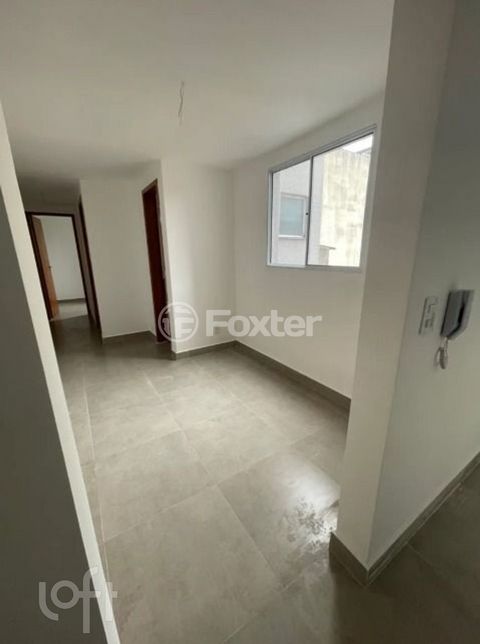 Image 6 - 880477