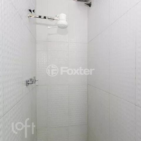 Image 7 - 880481