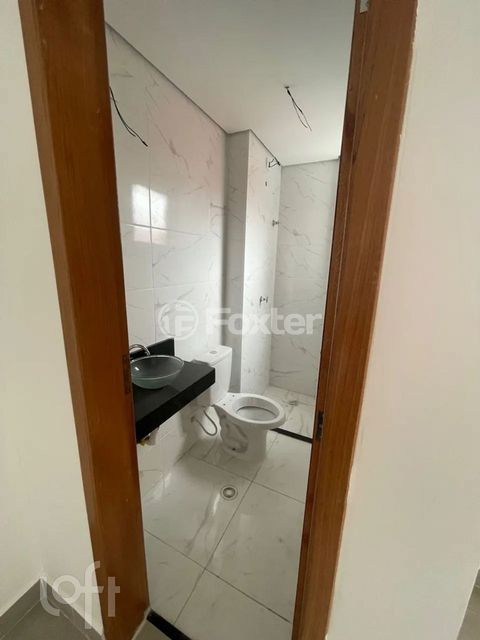 Image 4 - 880484