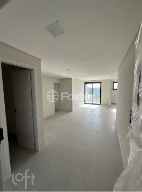 Image 6 - 880489