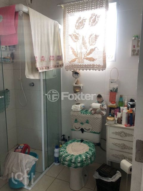 Image 4 - 880501