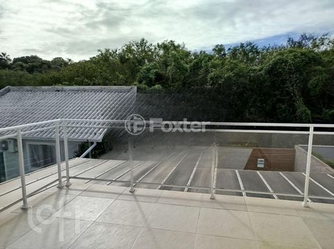 Image 16 - 880505