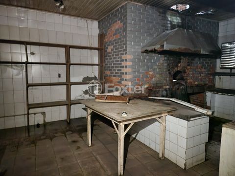 Image 4 - 880506