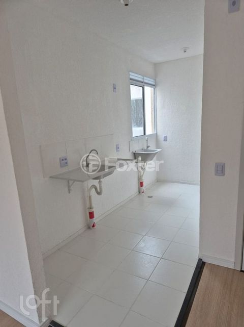 Image 1 - 880524
