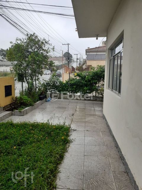 Image 7 - 880534