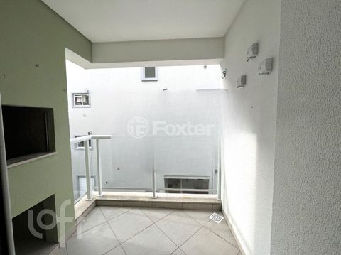 Image 4 - 880733