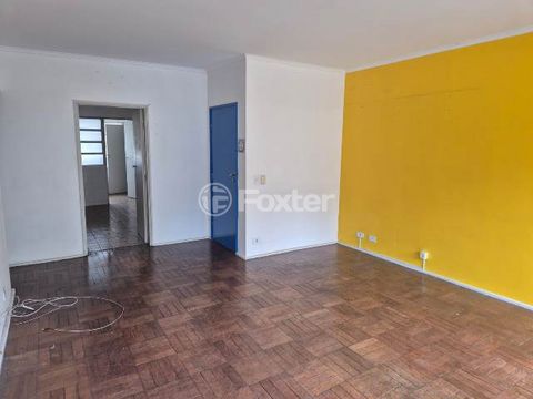 Image 3 - 880775