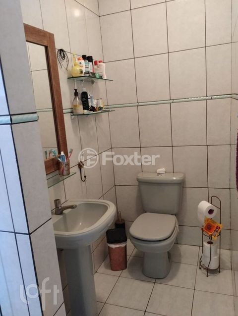Image 7 - 880802