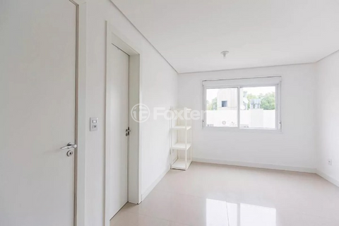Image 7 - 880804