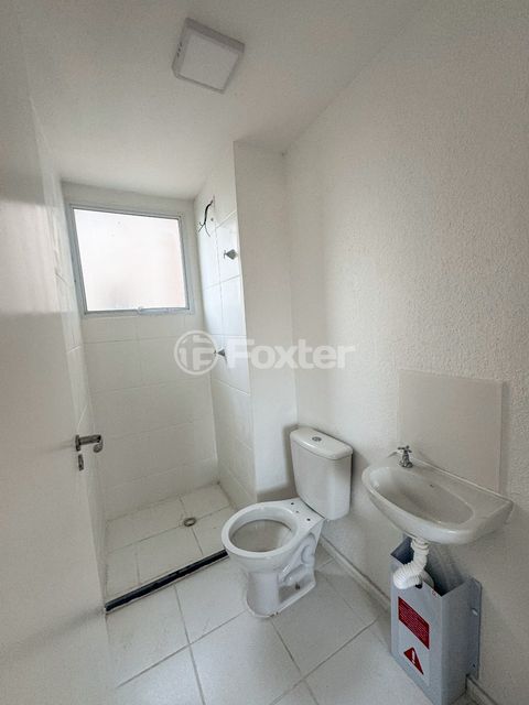 Image 3 - 880836