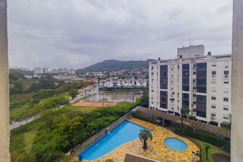 Image 11 - 880857
