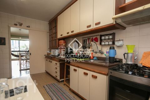 Image 13 - 880862