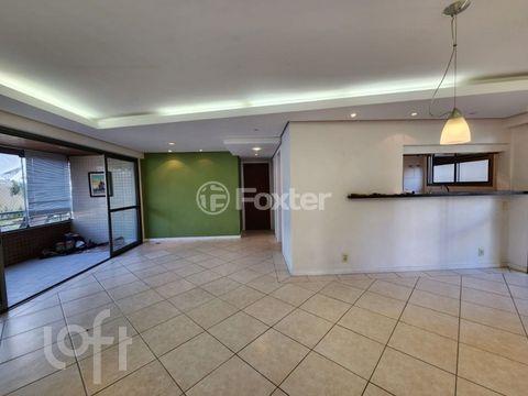 Image 3 - 880863