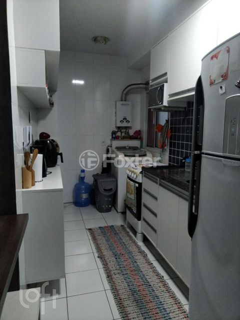 Image 6 - 880864