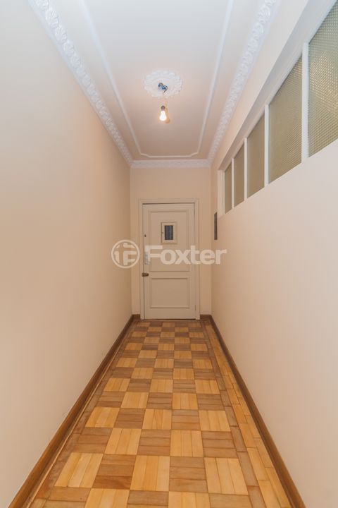 Image 9 - 880867