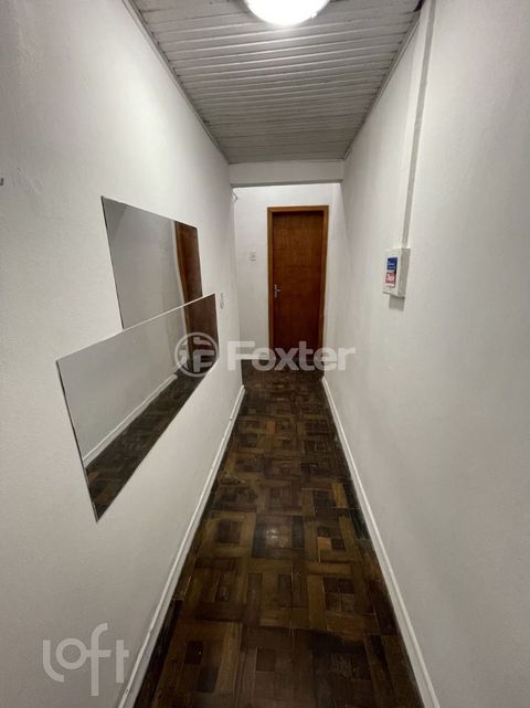 Image 2 - 880878