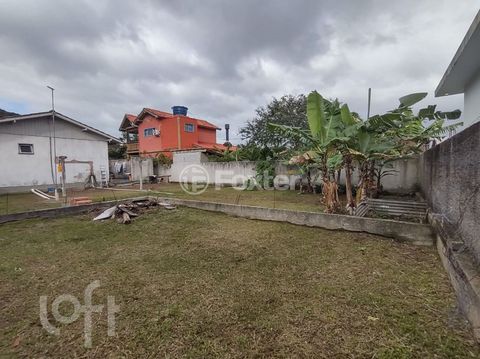 Image 10 - 880881