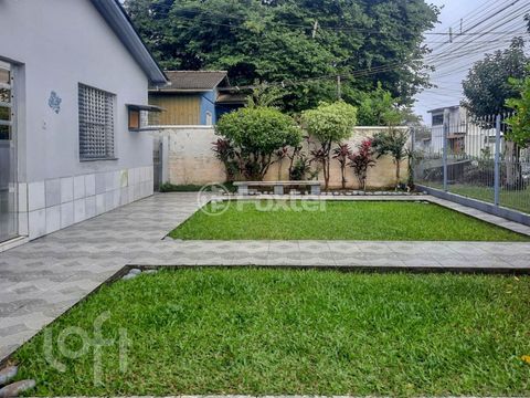 Image 1 - 880894