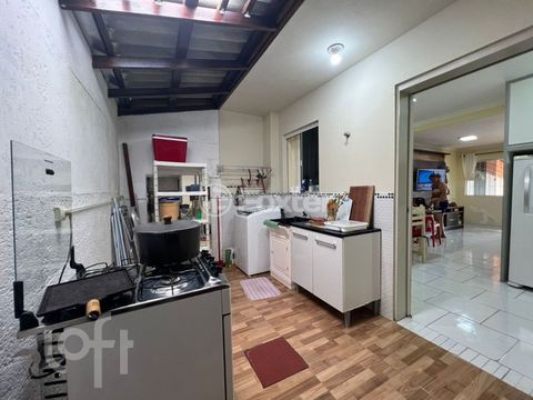 Image 19 - 880911