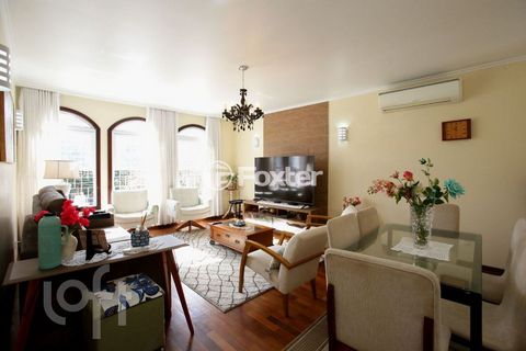 Image 9 - 880956