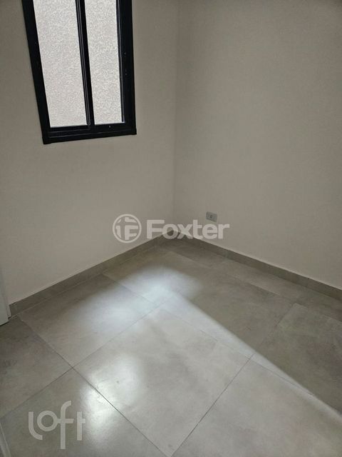 Image 1 - 880961