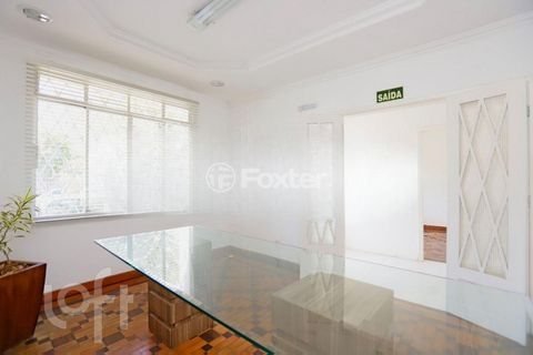 Image 7 - 880983