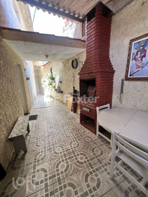 Image 7 - 880993