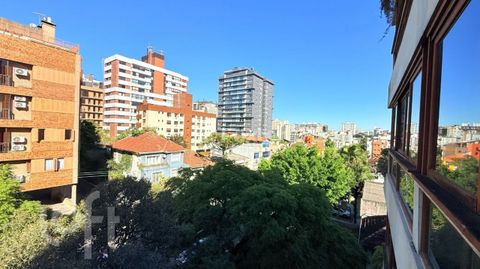 Image 5 - 881004