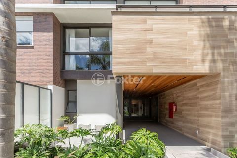 Image 1 - 881018