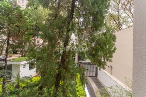 Image 14 - 881019