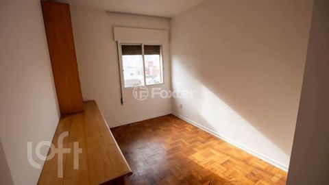Image 8 - 881068
