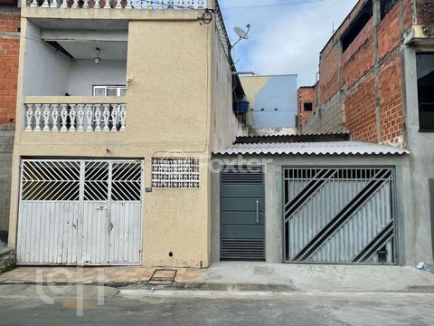 Image 7 - 881086