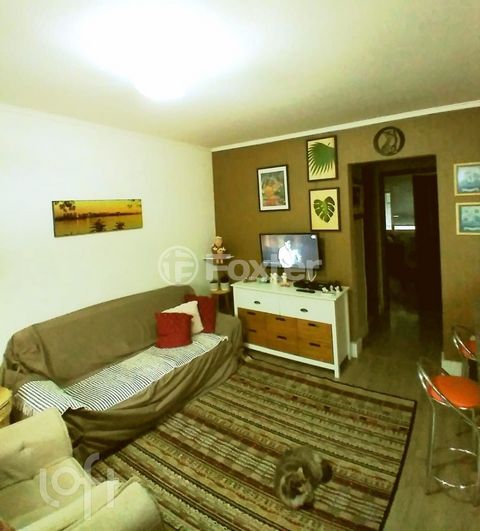 Image 7 - 881088