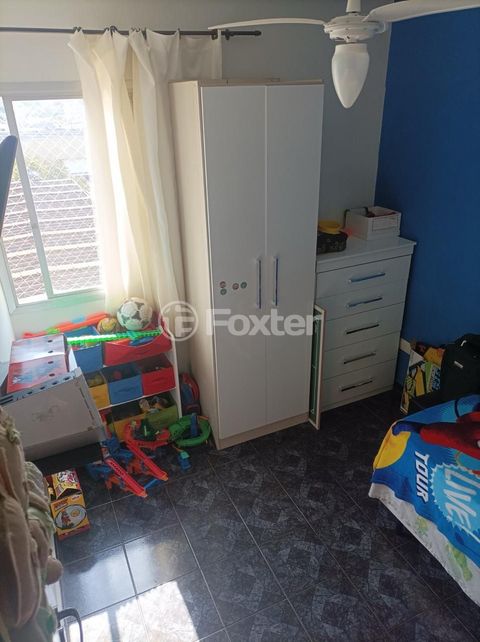 Image 7 - 881122
