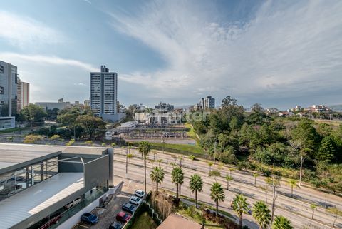 Image 6 - 881179