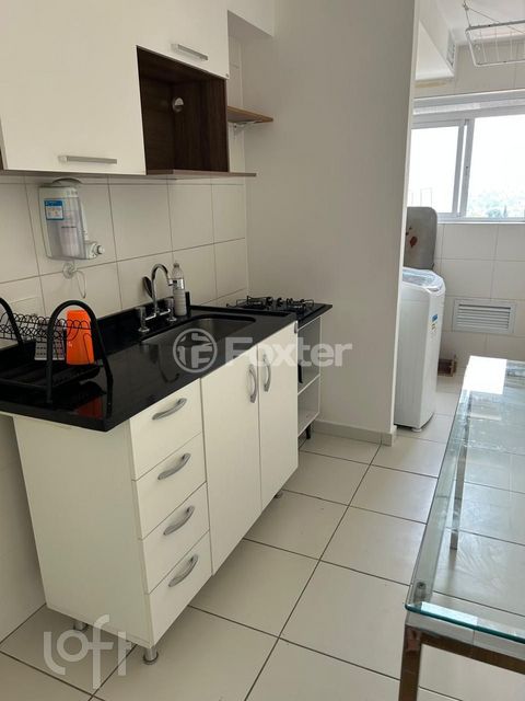 Image 2 - 881204