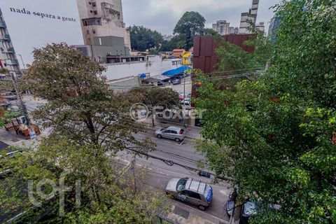Image 12 - 881214