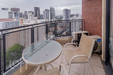 Image 11 - 881220
