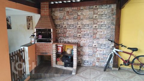 Image 7 - 881224