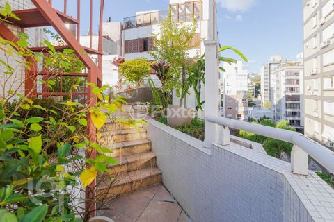 Image 16 - 881227